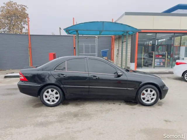 Mercedes-Benz C class 2003 · 2.0 AT