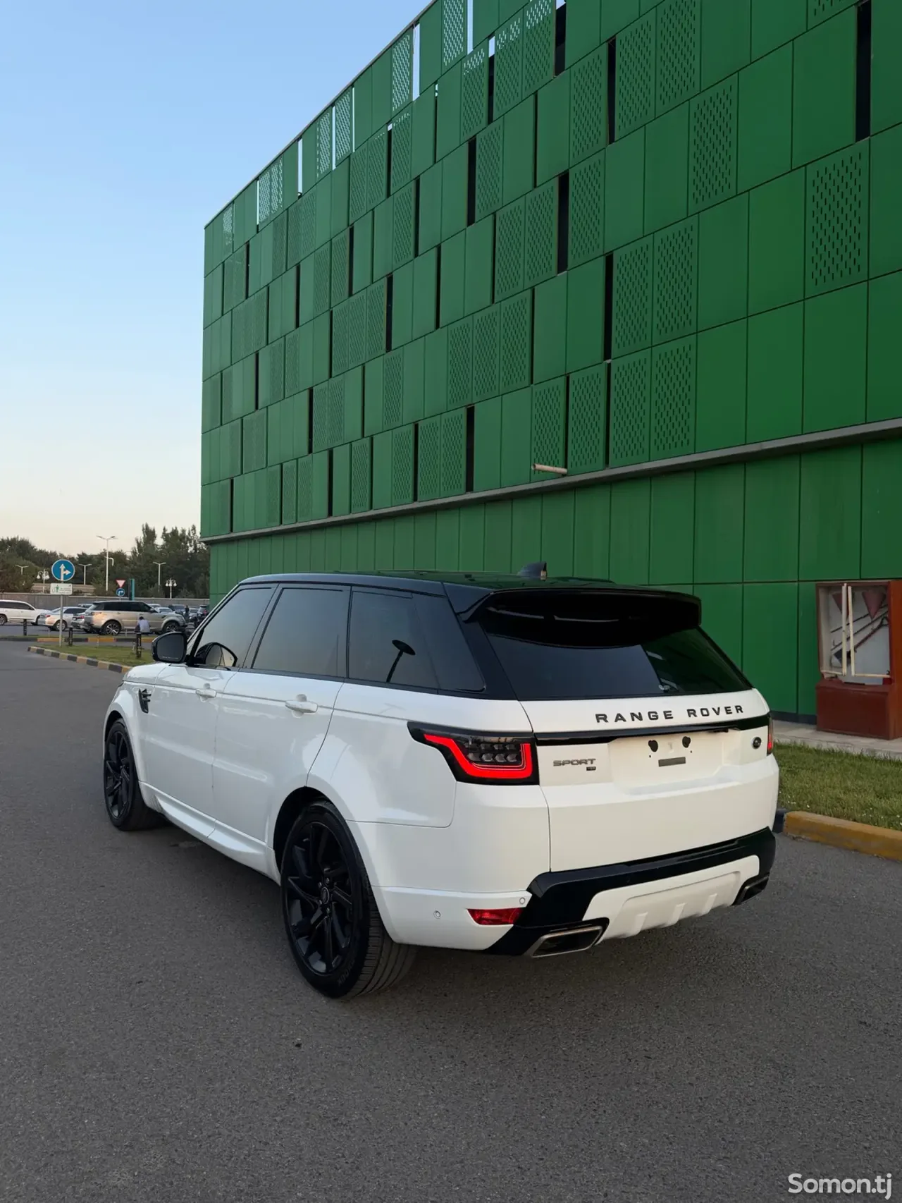 Land Rover Range Rover Sport 2021 · 3.0 AT