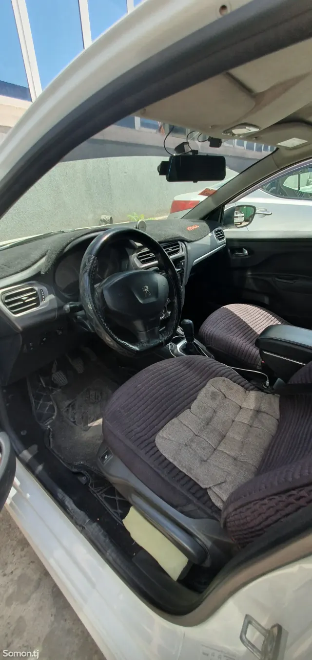 Peugeot 308 2018 · 1.6 MT