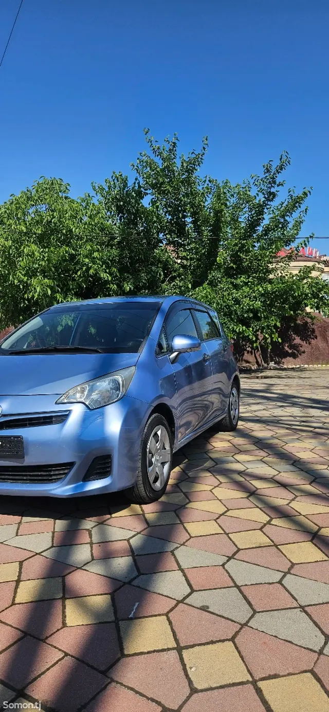 Toyota Ractis 2014 · 1.5 AT