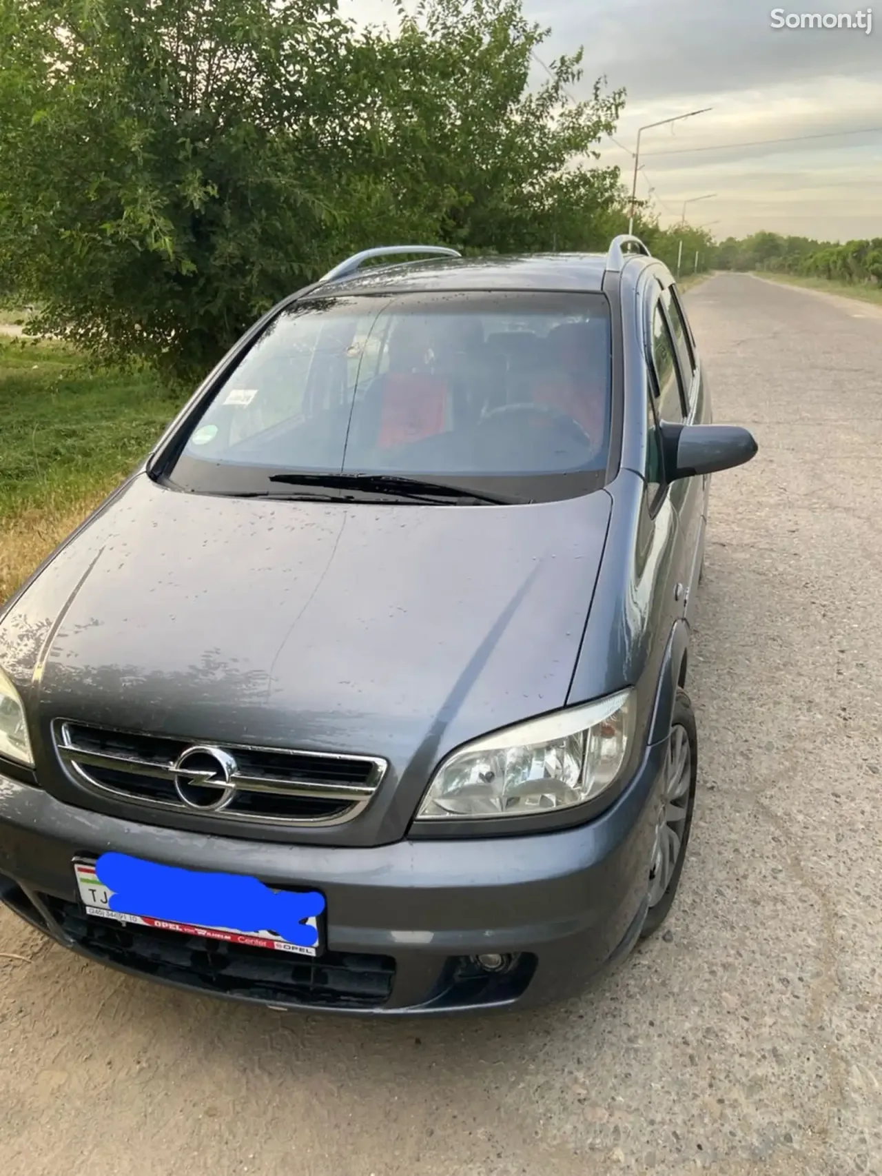 Opel Zafira 2005 · 1.8 MT
