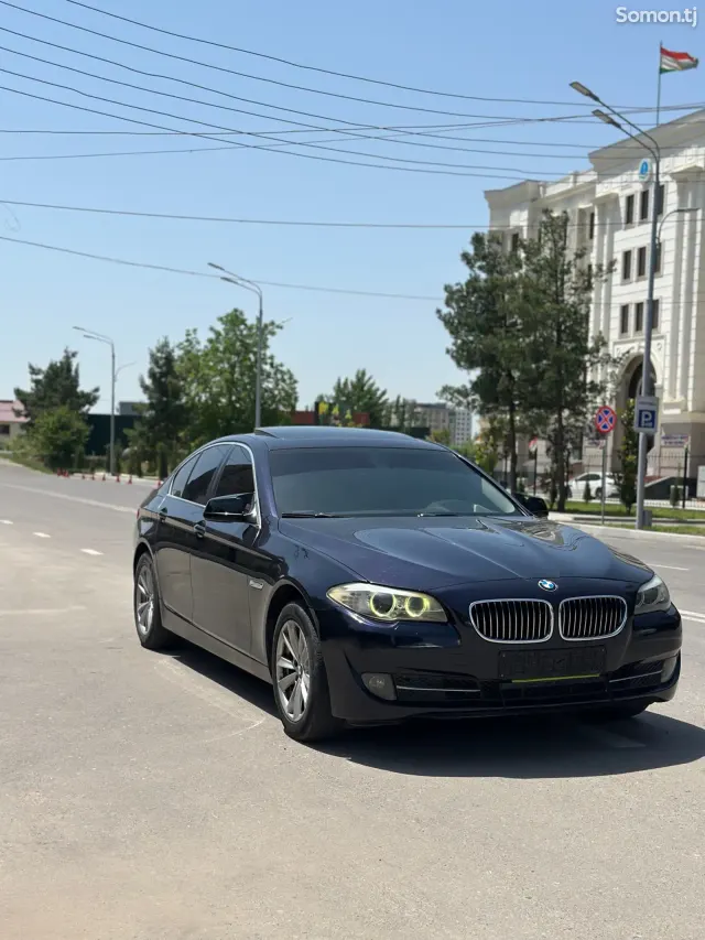 BMW 5 series 2012 · 2.0 AT