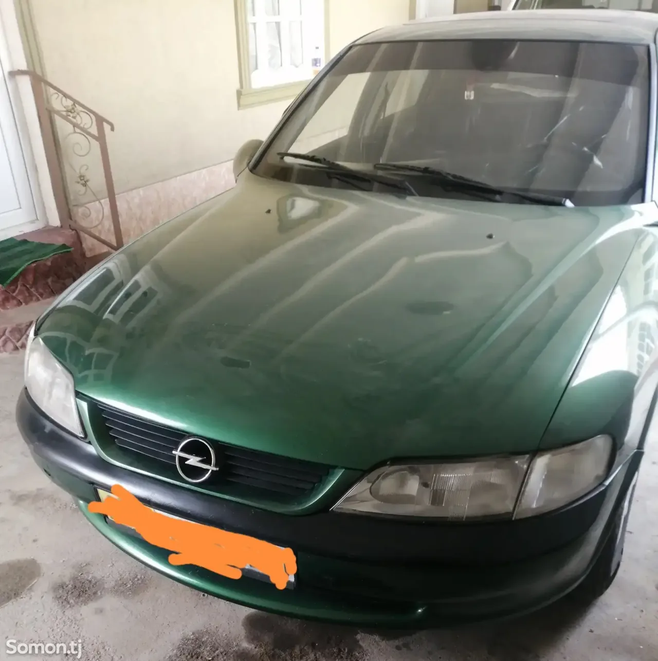 Opel Vectra B 1996 · 1.6 MT