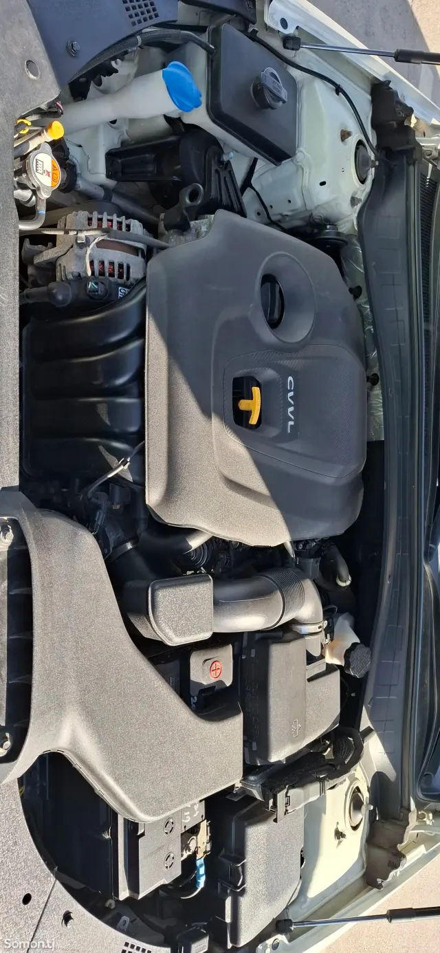 Kia K5 2016 · 2.0 AT