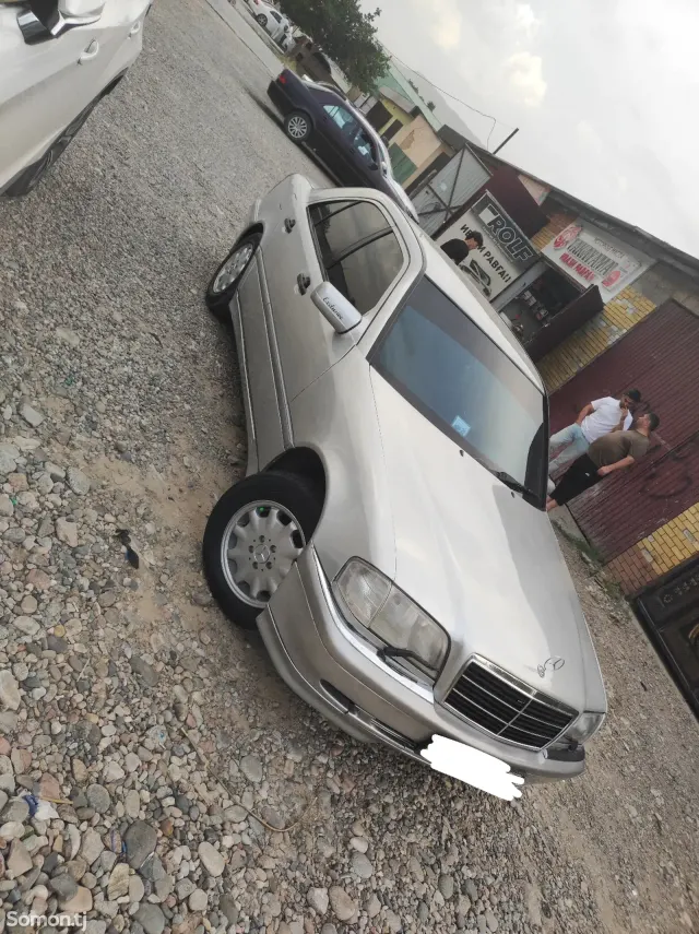 Mercedes-Benz C class 1998 · 2.0 MT
