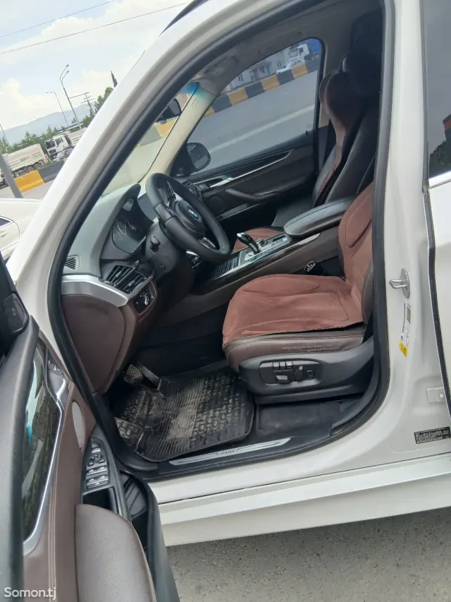 BMW X5 M 2015 · 3.5 AT