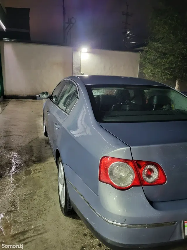 Volkswagen Passat 2009 · 1.8 AT