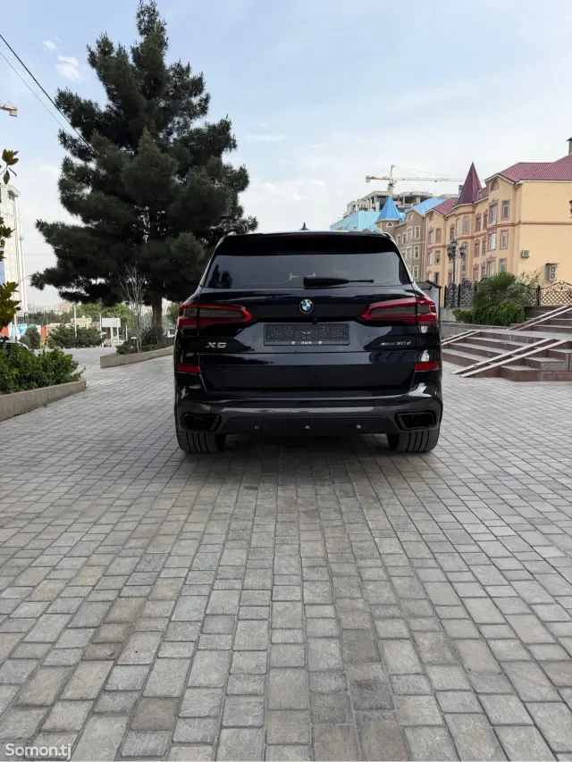 BMW X5 2019 · 3.0 AT