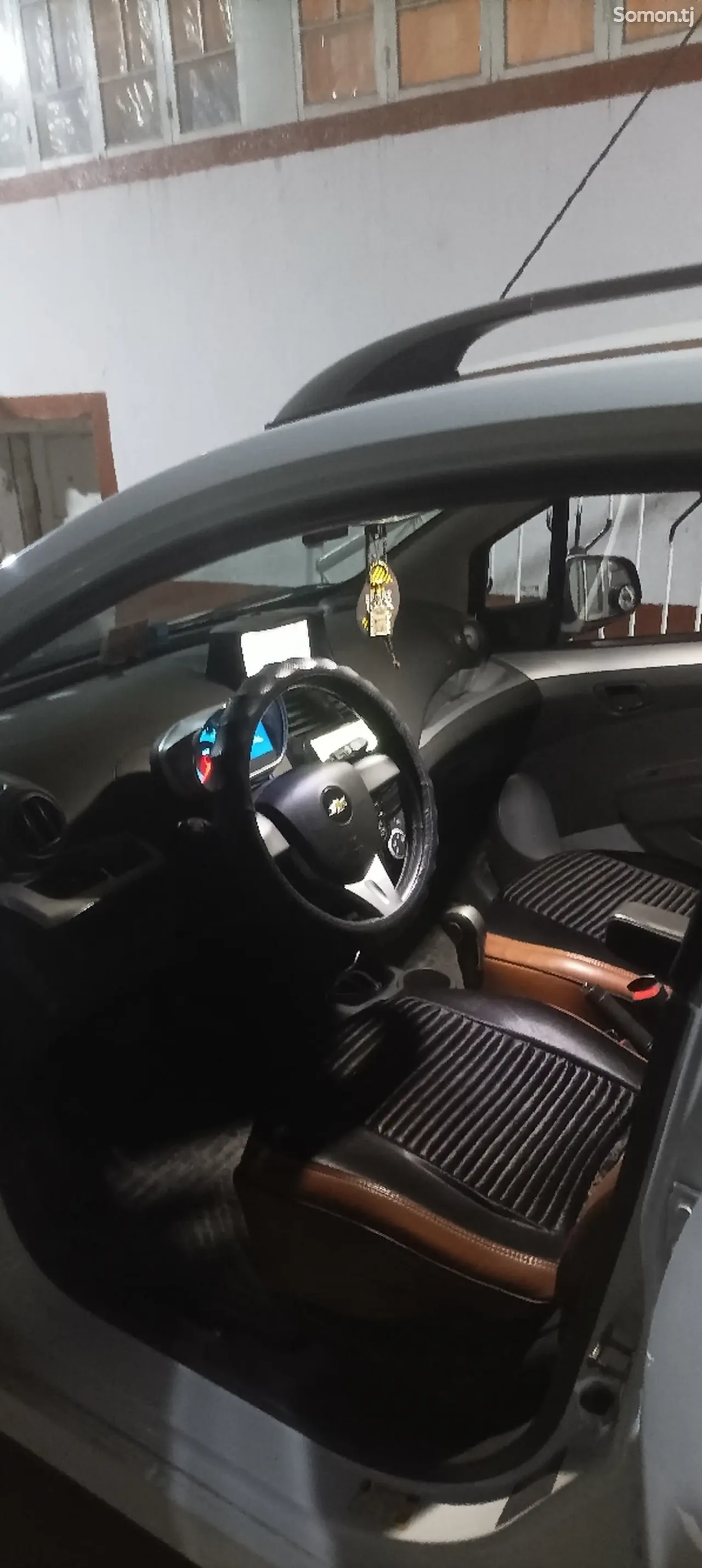 Chevrolet Spark 2014 · 1.2 AT