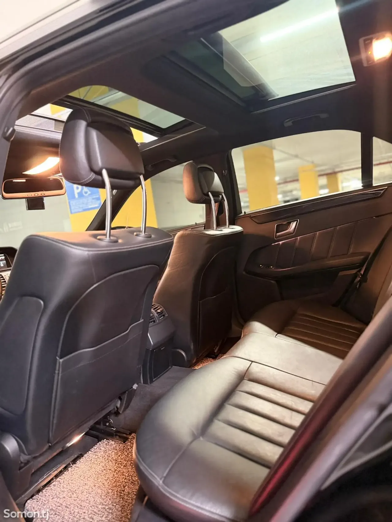 Mercedes-Benz E class 2015 · 3.0 AT