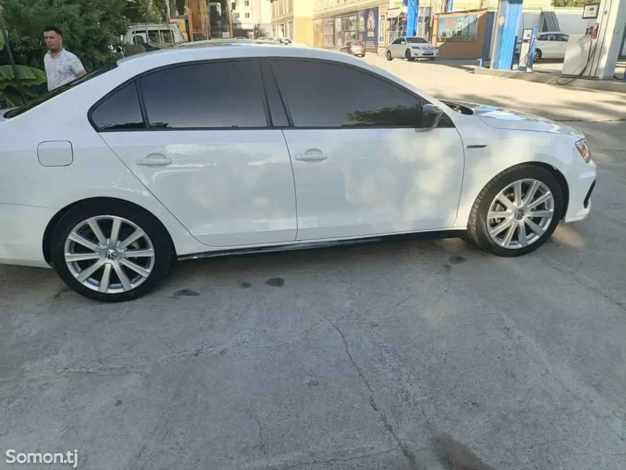 Volkswagen Jetta 2014 · 1.8 AT