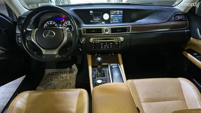 Lexus GS series 2014 · 3.5 AT