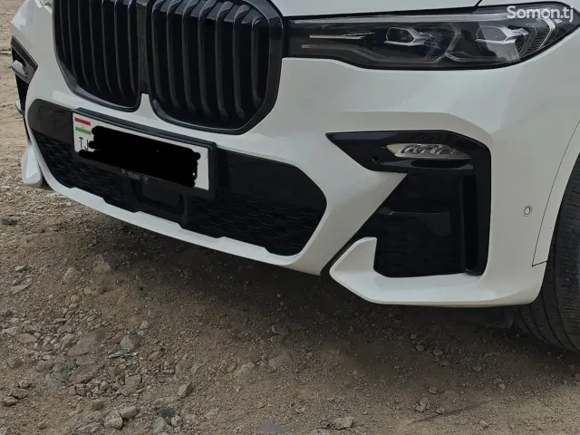 BMW X7 2022 · 4.0 AT