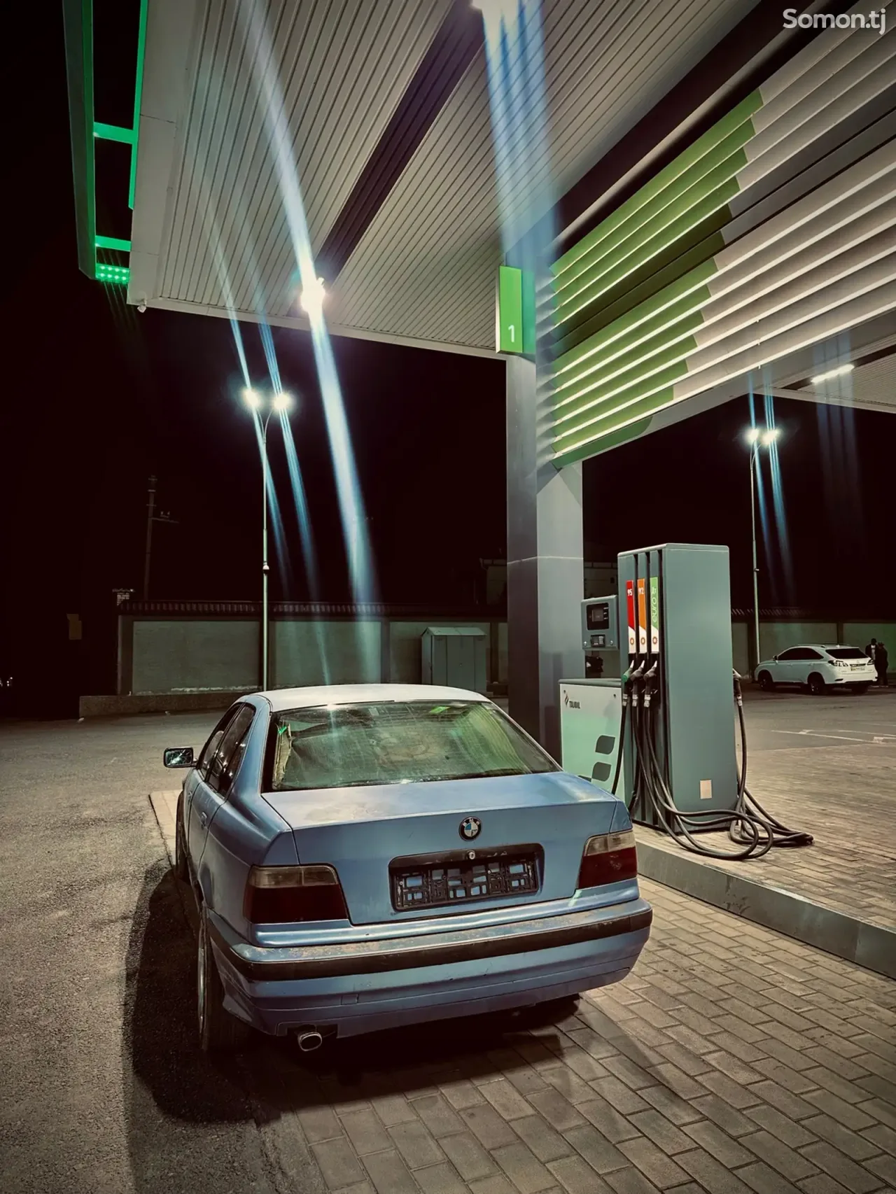 BMW 3 series 1994 · 1.8 MT