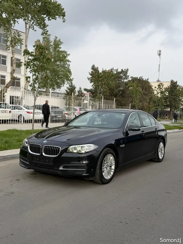 BMW 5 series 2015 · 2.0 AT