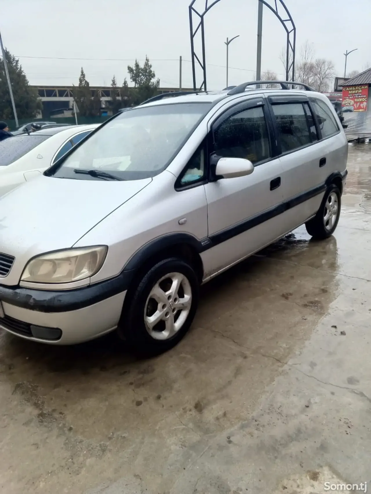 Opel Zafira 2000 · 1.8 MT