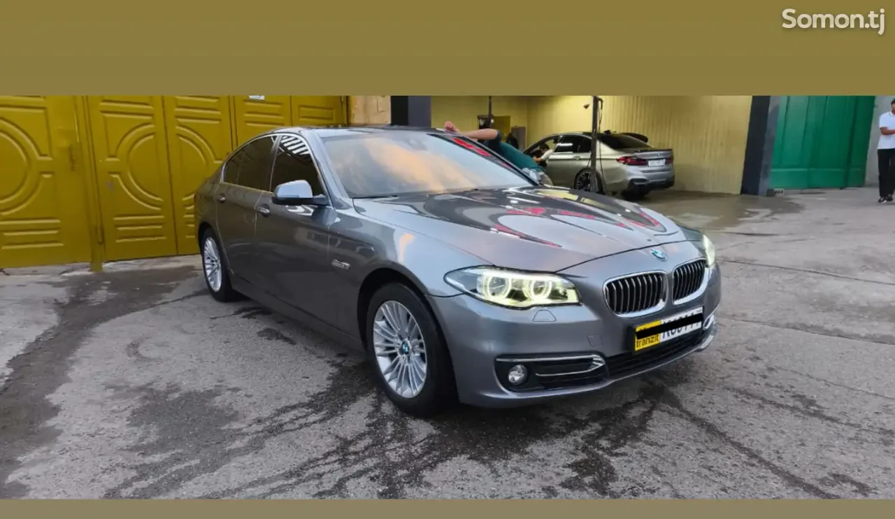 BMW 5 series 2015 · 2.0 AT