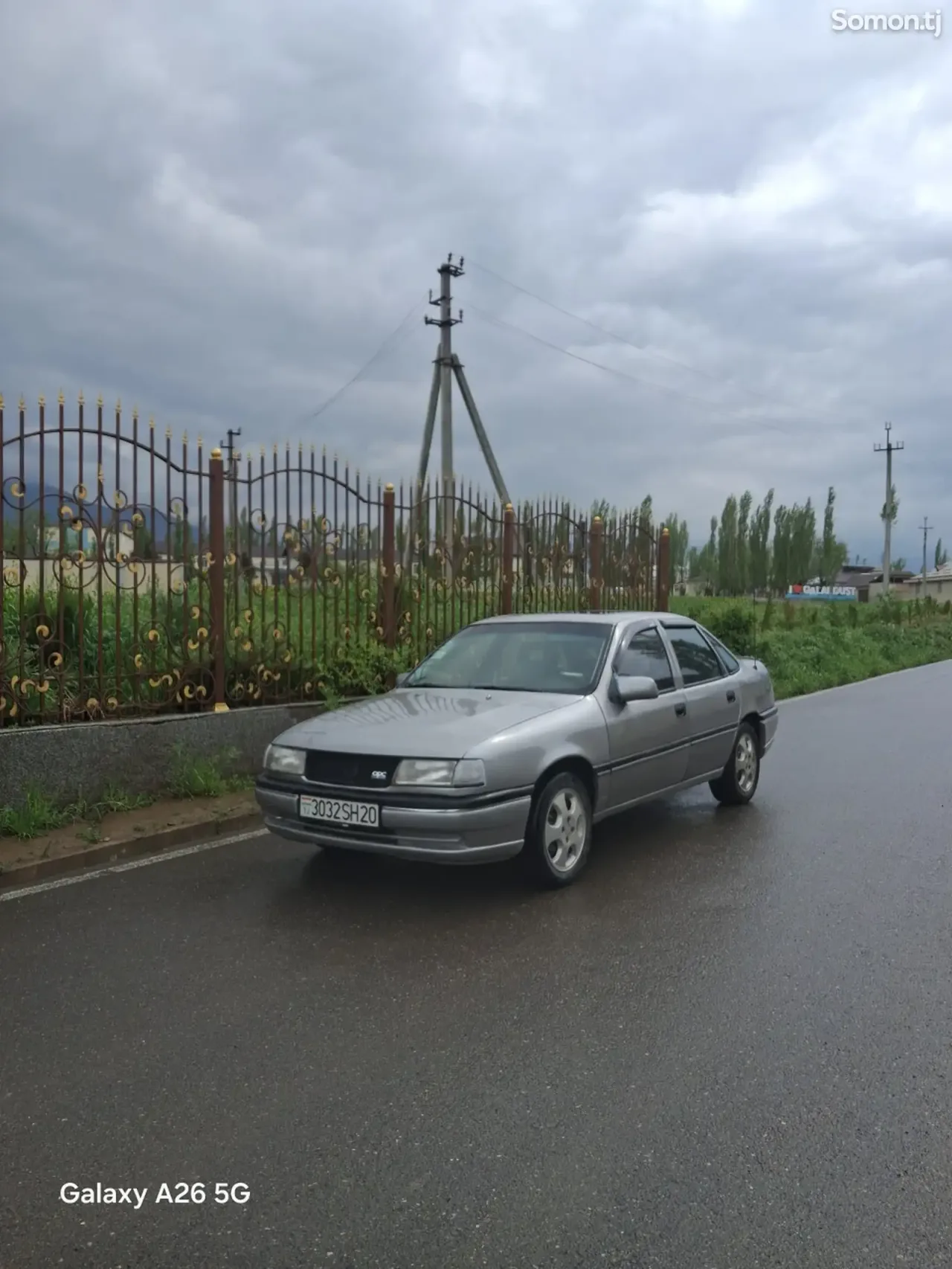 Opel Vectra A 1995 · 1.6 MT