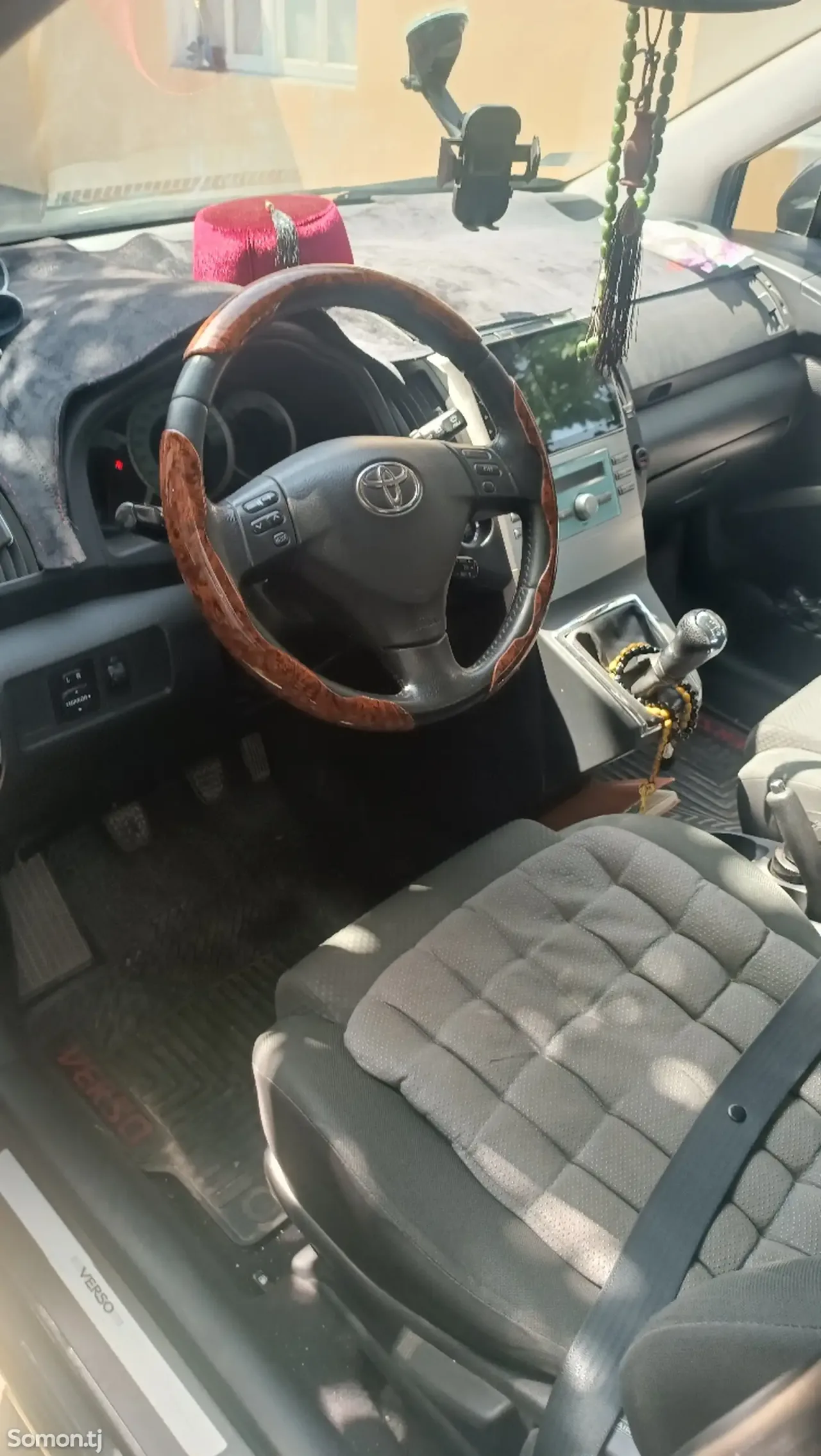 Toyota Verso 2006 · 1.8 MT