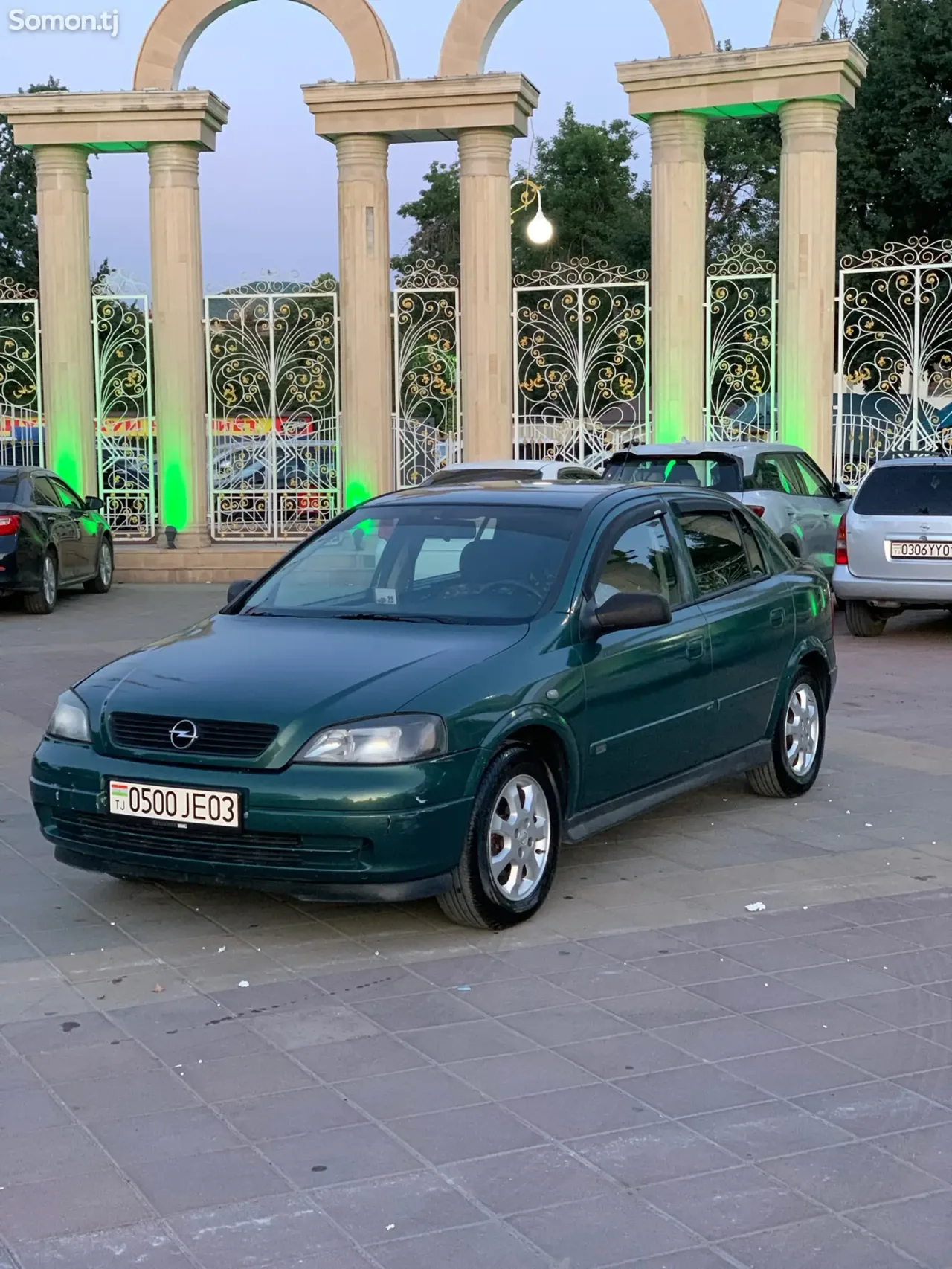 Opel Astra G 1999 · 1.6 MT