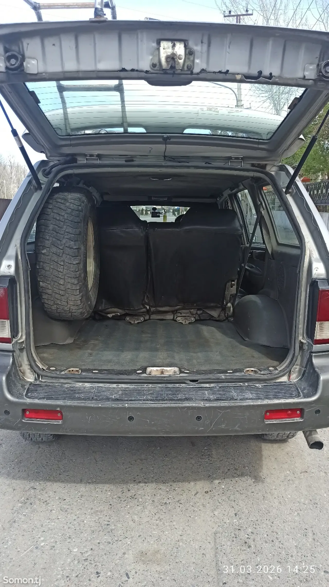Ssang Yong Musso 2000 · 2.9 MT