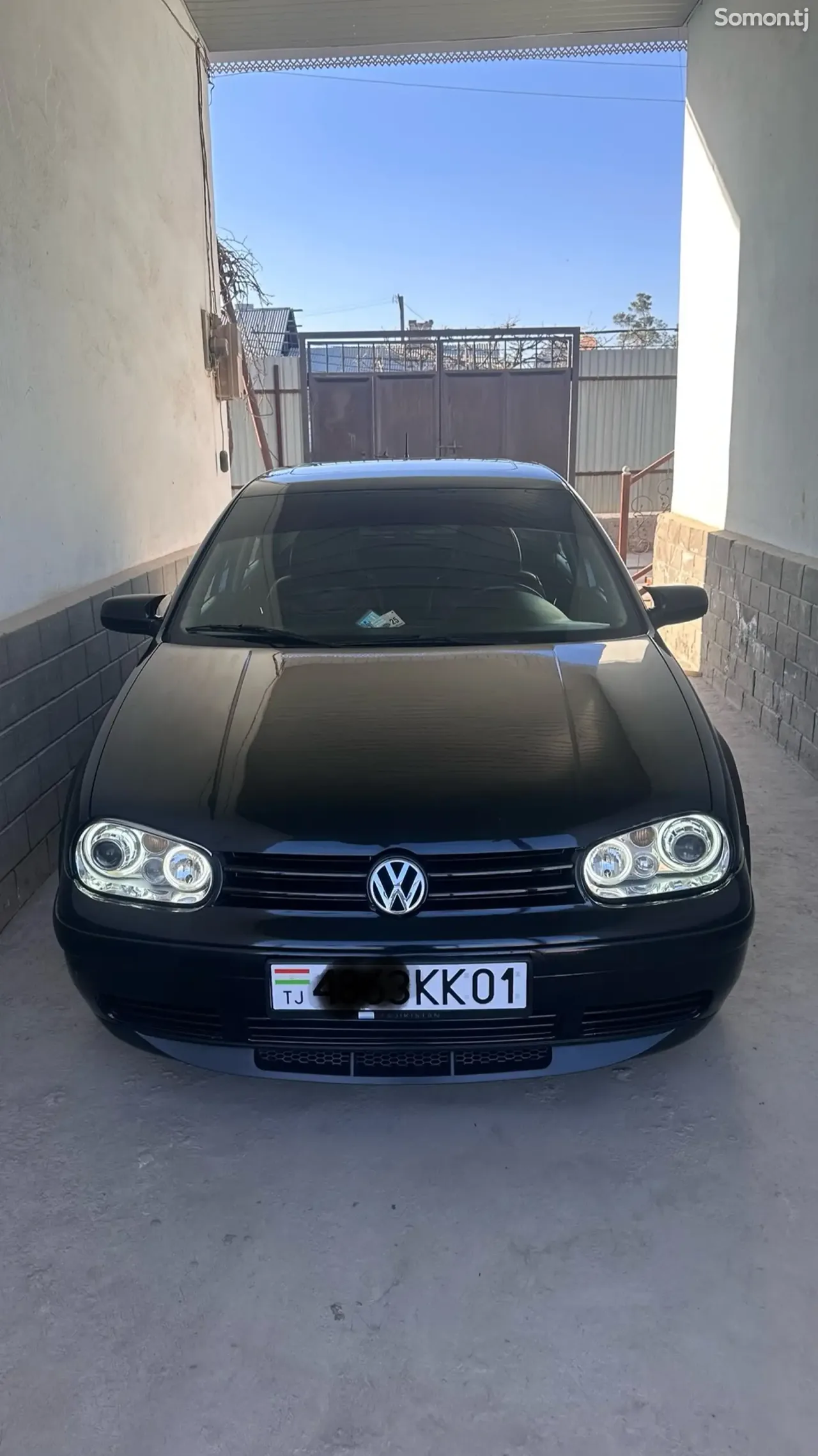Volkswagen Golf 2000 · 2.0 AT