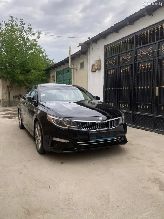 Kia Optima 2017 · 2.4 AT