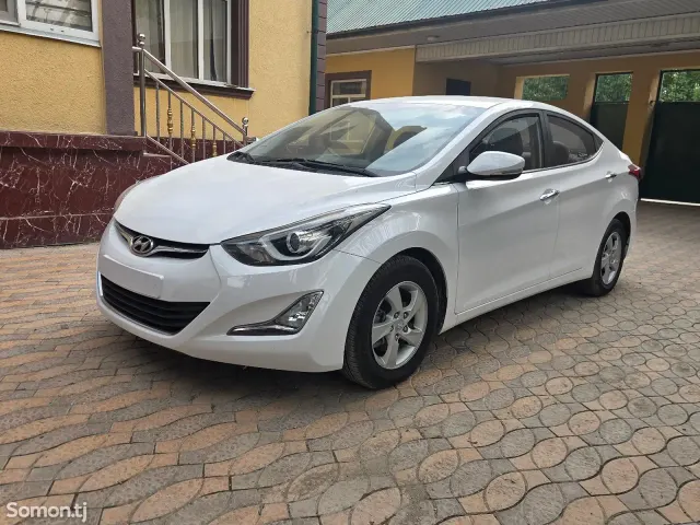 Hyundai Avante 2015 · 1.6 AT
