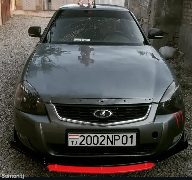 Lada (ВАЗ) Priora 2012 · 1.6 MT