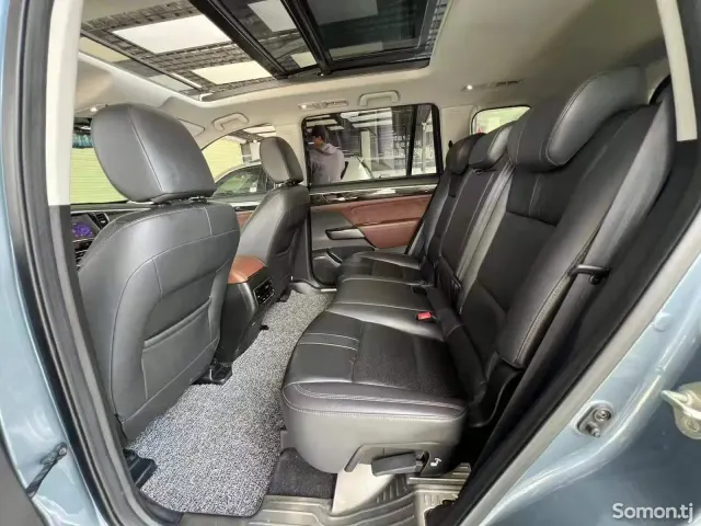 GAC Trumpchi GS8 2018 · 2.0 AT