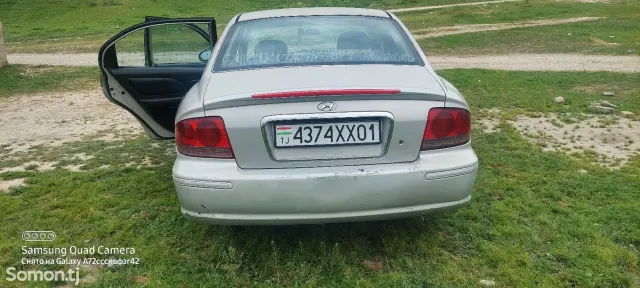 Hyundai Sonata 2004 · 1.8 AT
