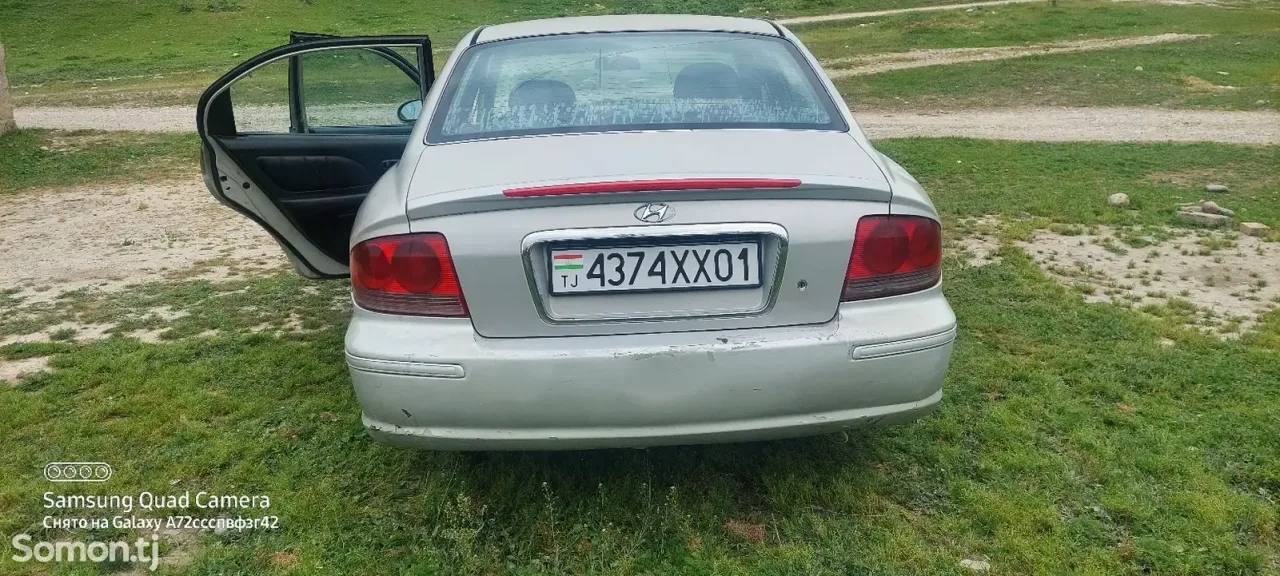 Hyundai Sonata 2004 · 1.8 AT