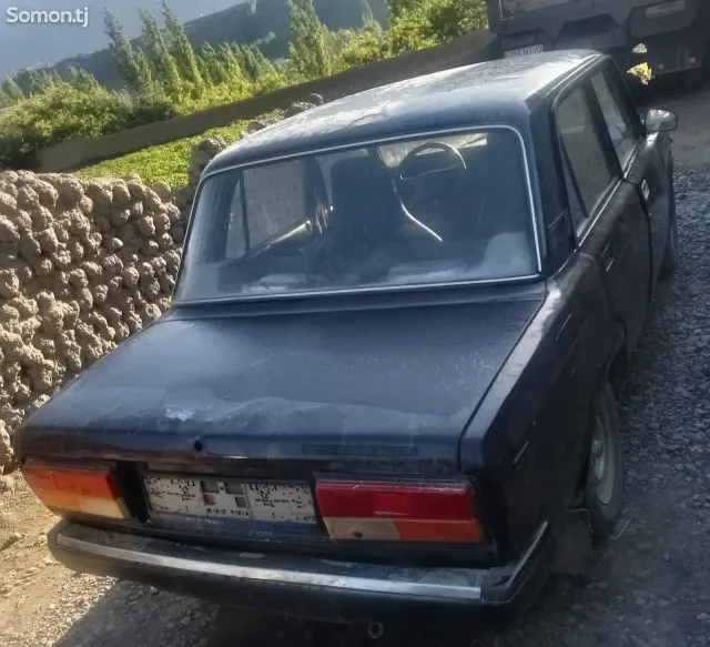Lada (ВАЗ) 2107 1999 · 1.6 MT