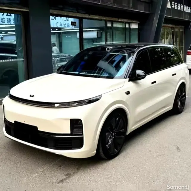 Li Auto (Lixiang) L9 2025 · 2.1 AMT