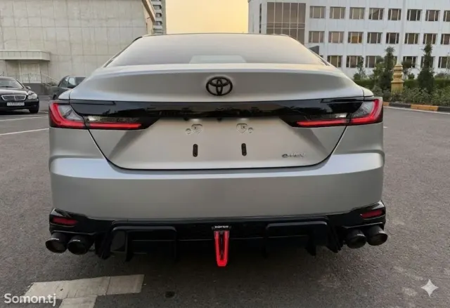 Toyota Camry 2025 · 2.0 AT
