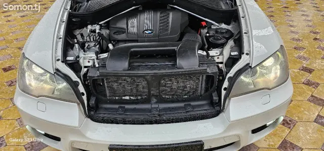 BMW X5 M 2011 · 4.0 AT