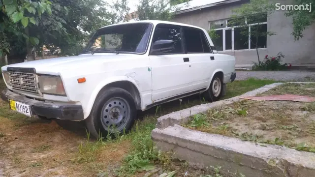 Lada (ВАЗ) 2107 2003 · 1.6 MT