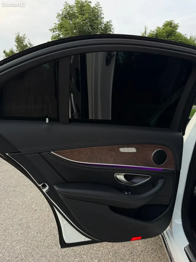 Mercedes-Benz E class 2017 · 3.0 AT