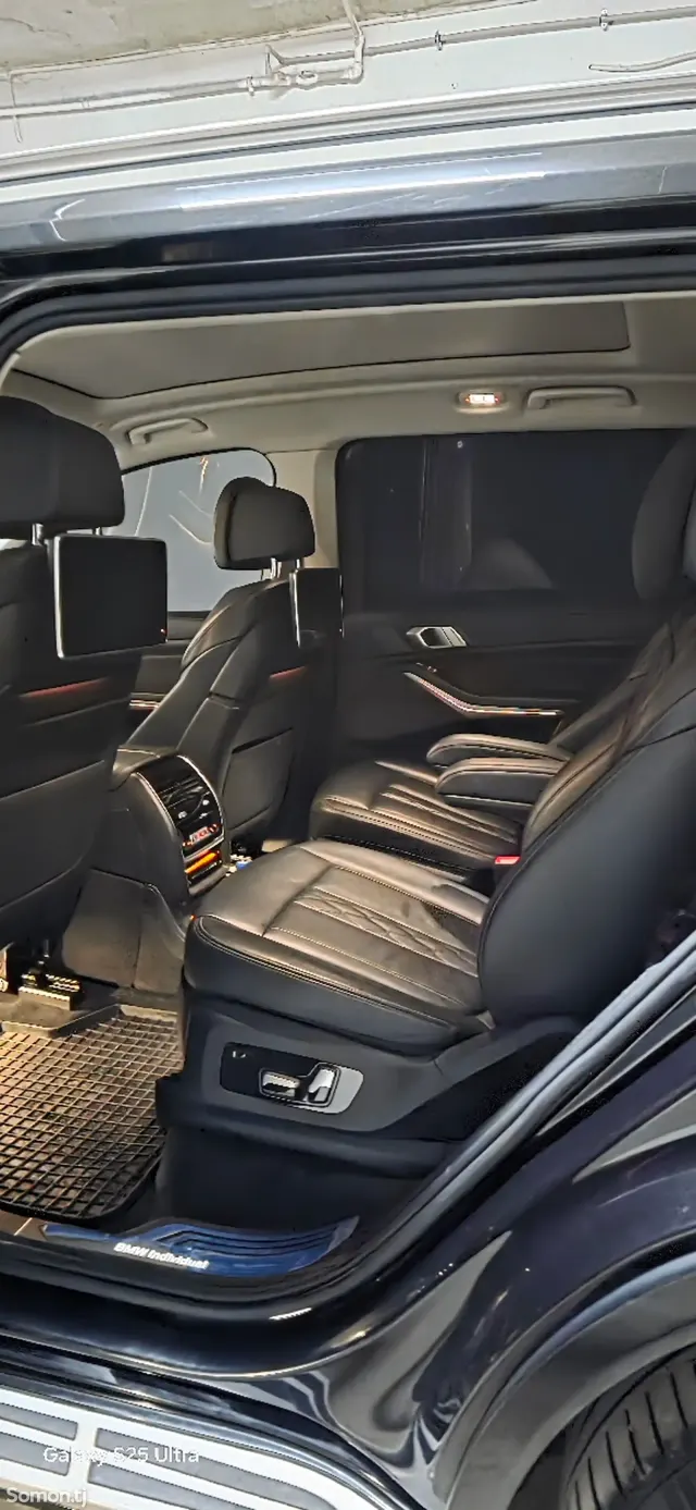 BMW X7 2020 · 3.0 AT