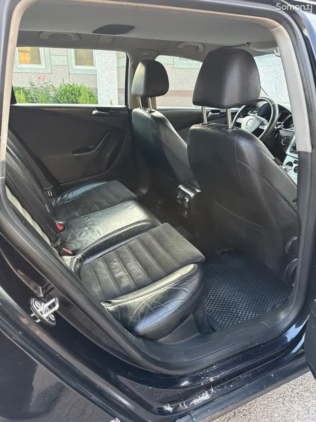 Volkswagen Passat 2007 · 2.0 AT