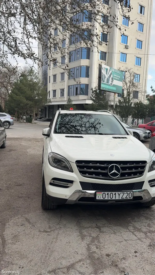 Mercedes-Benz ML class 2012 · 3.5 AT