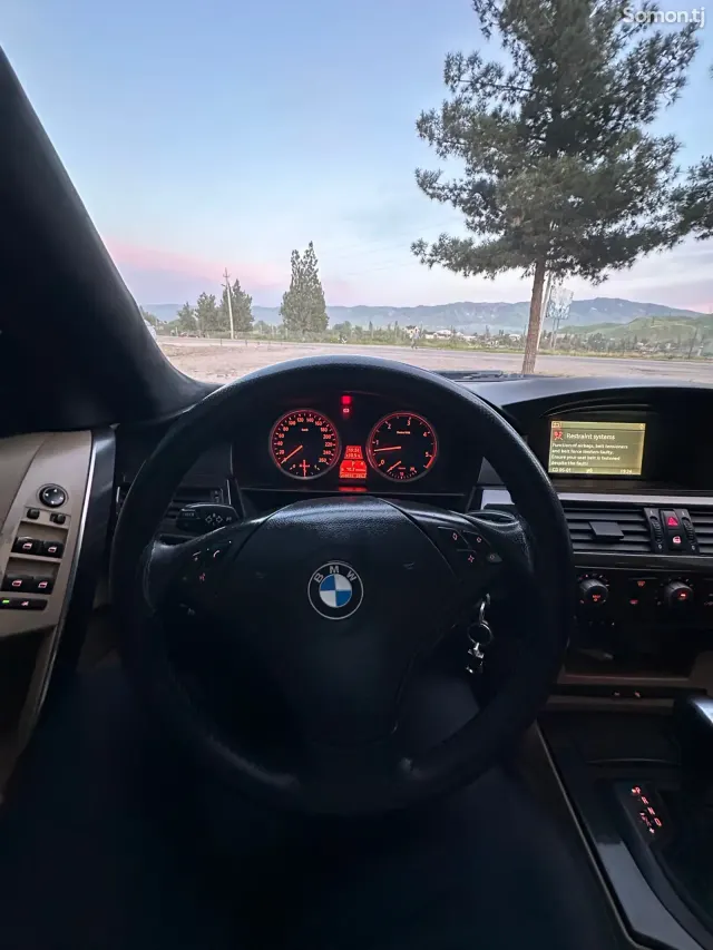 BMW 5 series 2004 · 3.0 AT