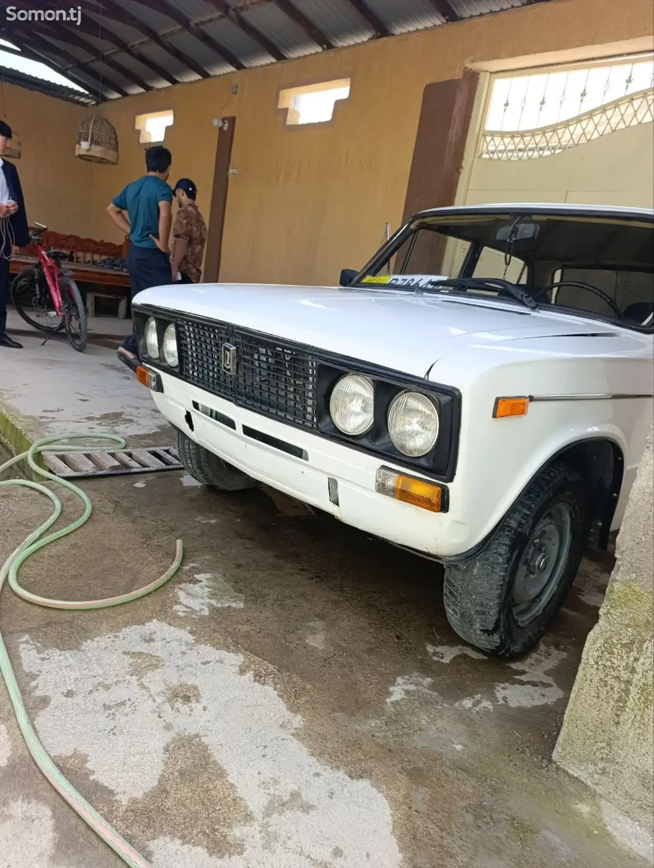 Lada (ВАЗ) 2106 2001 · 1.6 MT