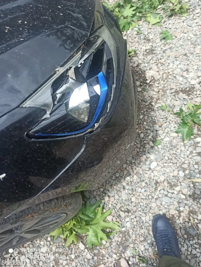 Nissan Leaf 2018 · AT