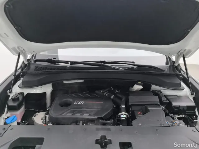 Hyundai Santa Fe 2021 · 2.0 AT