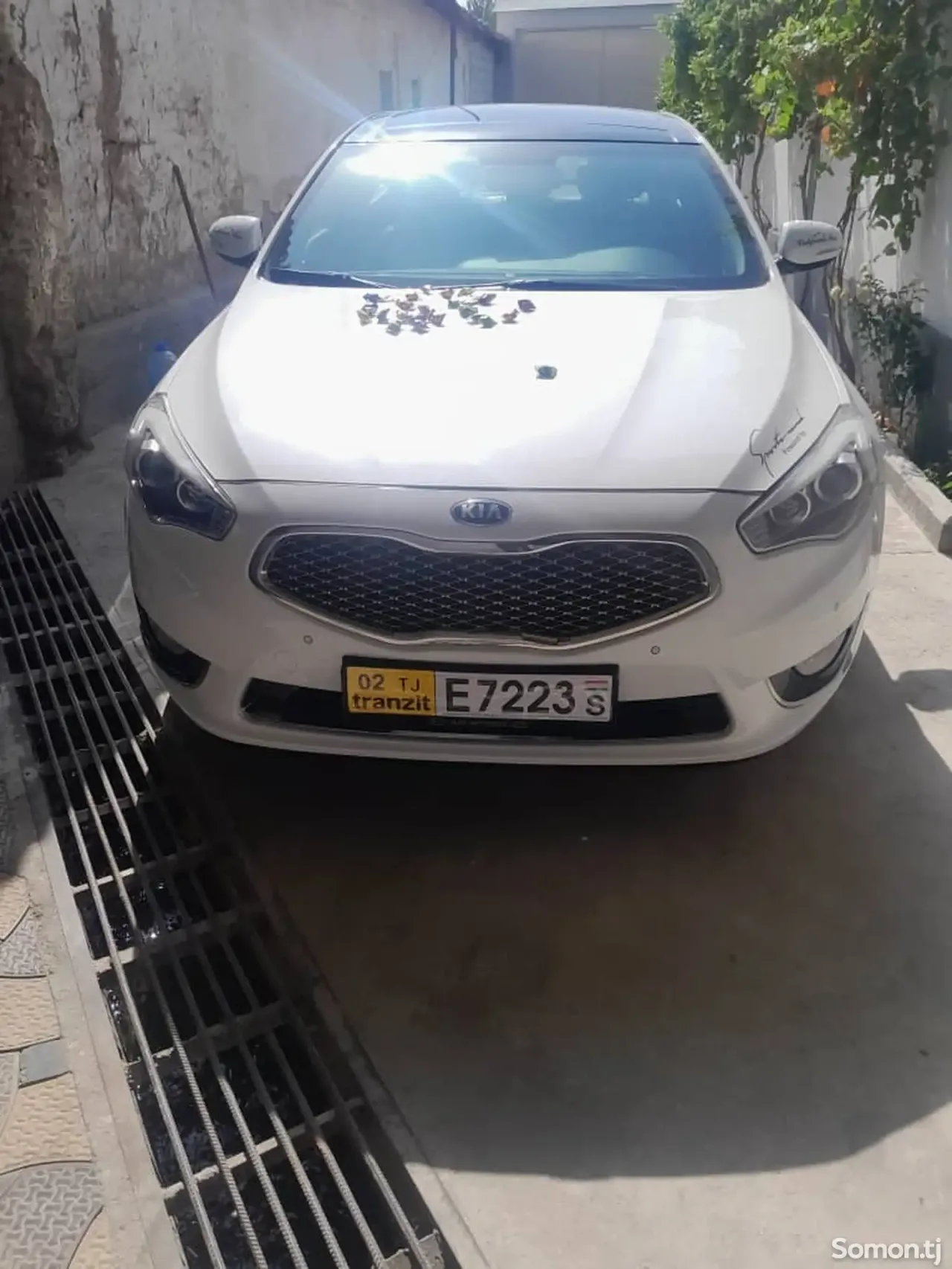 Kia K7 2015 · 2.4 AT