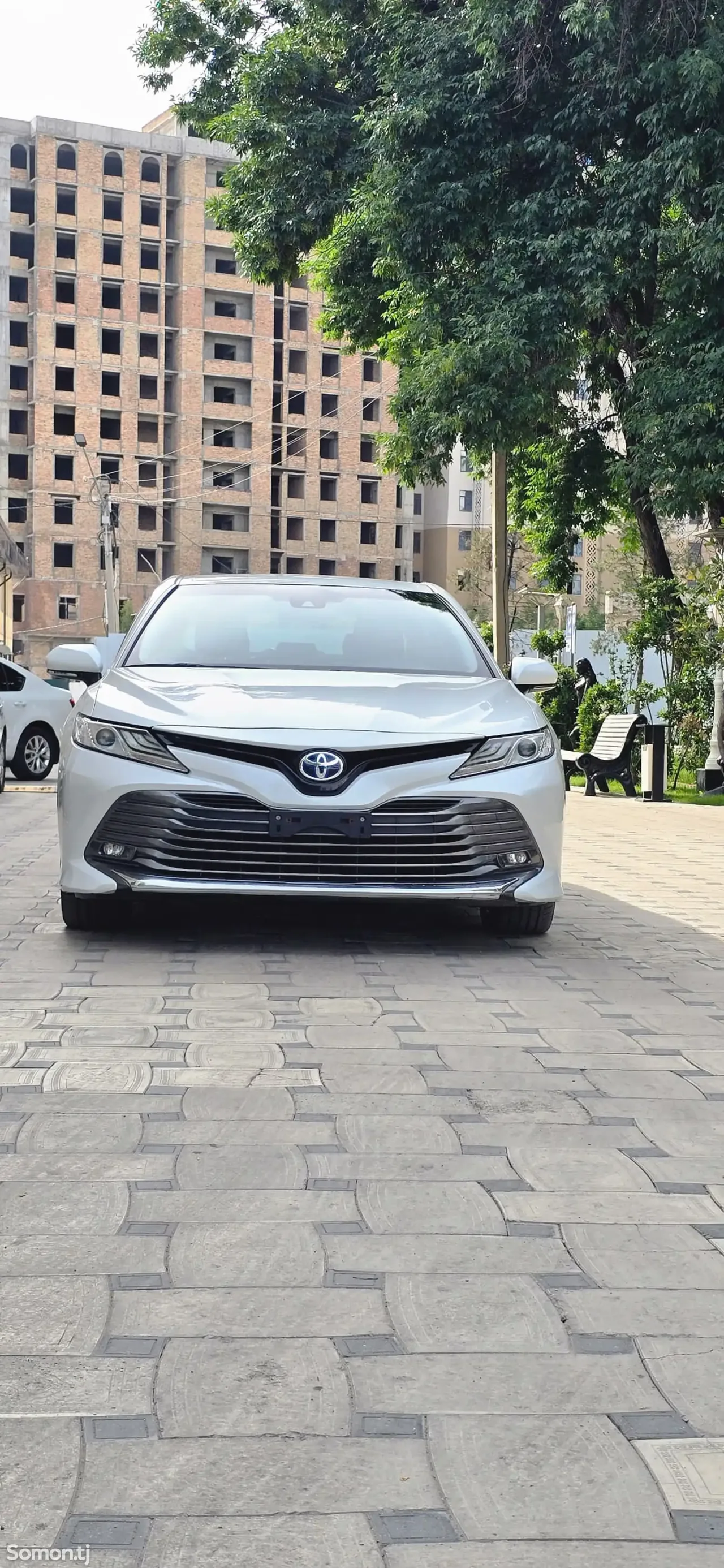 Toyota Camry 2018 · 2.5 AT