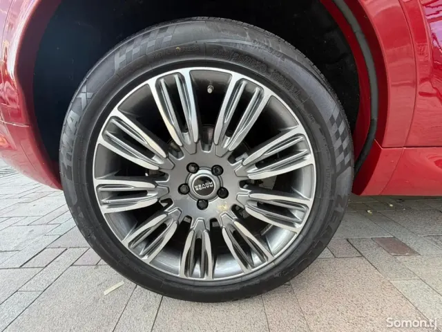 Land Rover Discovery 2016 · 2.0 AT