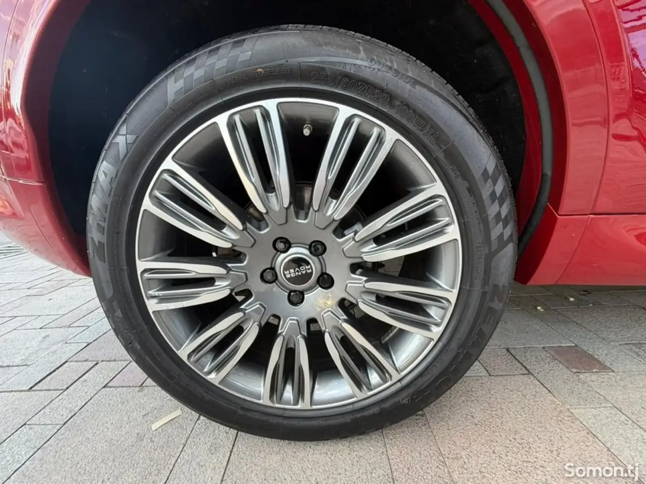 Land Rover Discovery 2016 · 2.0 AT