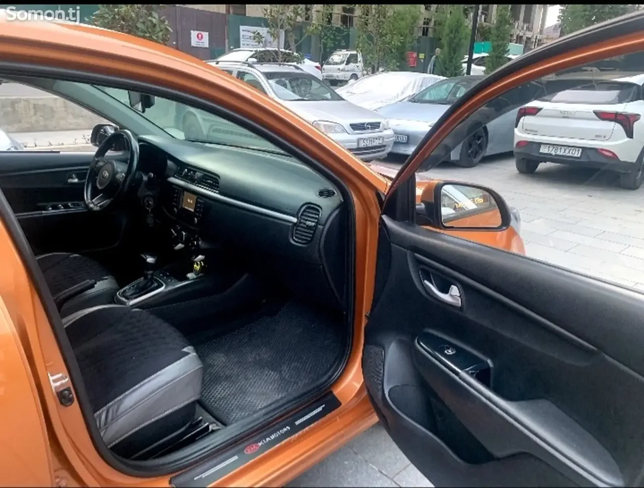 Kia Rio 2019 · 1.4 AT